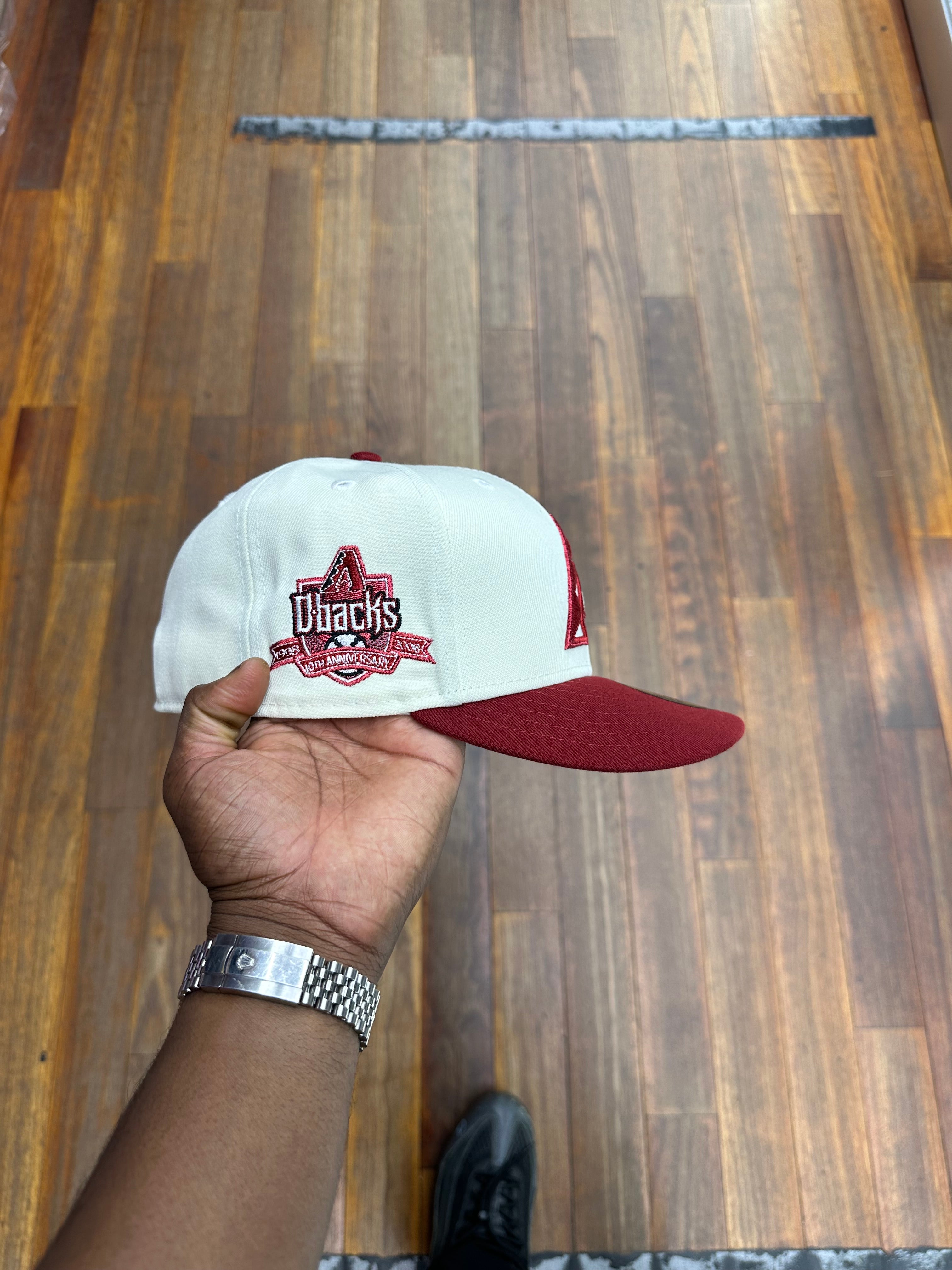 Arizona Diamond Backs Creme White and Burgundy