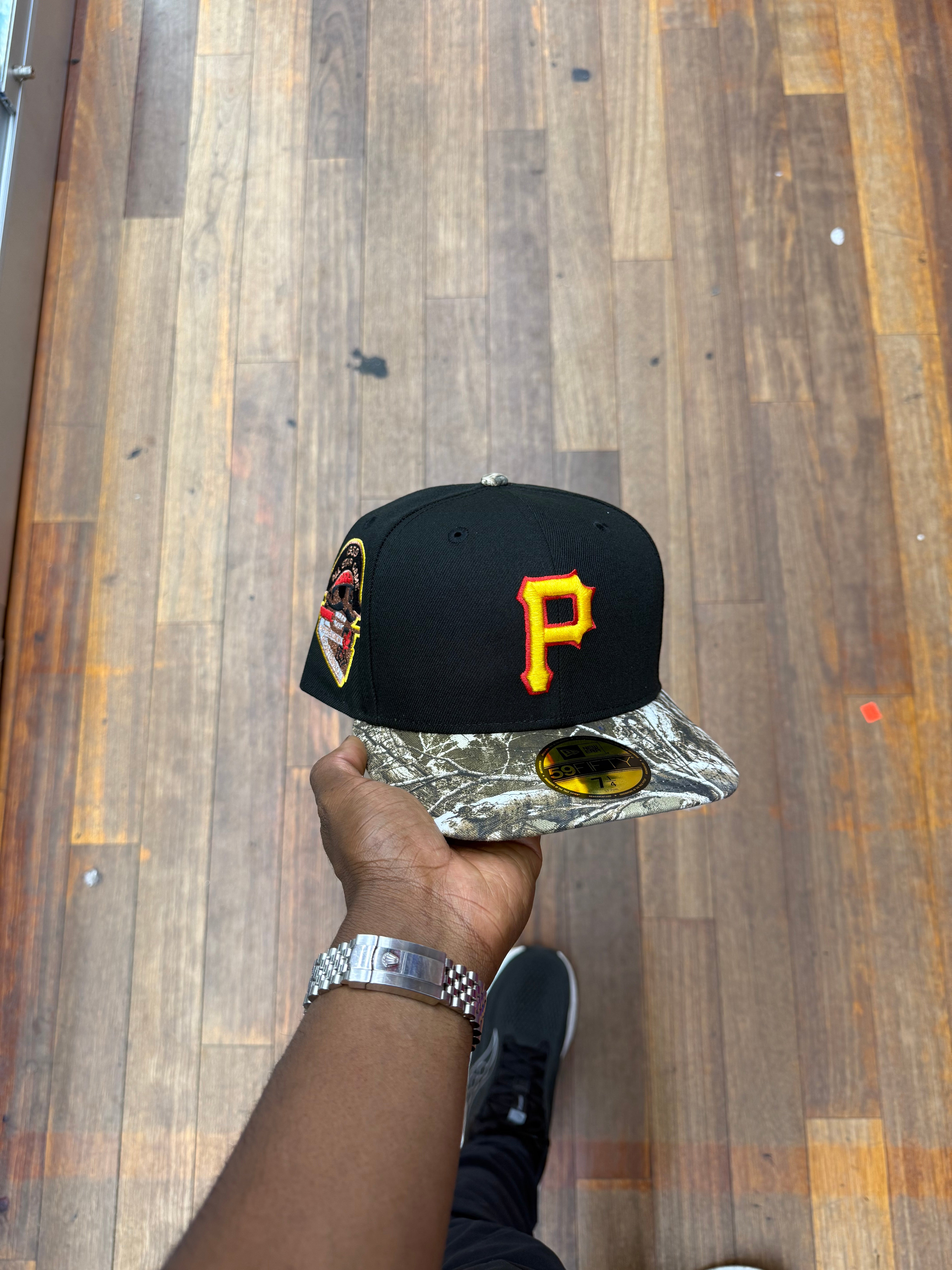 Pittsburgh Pirates Black and Real Tree 1959 World Series