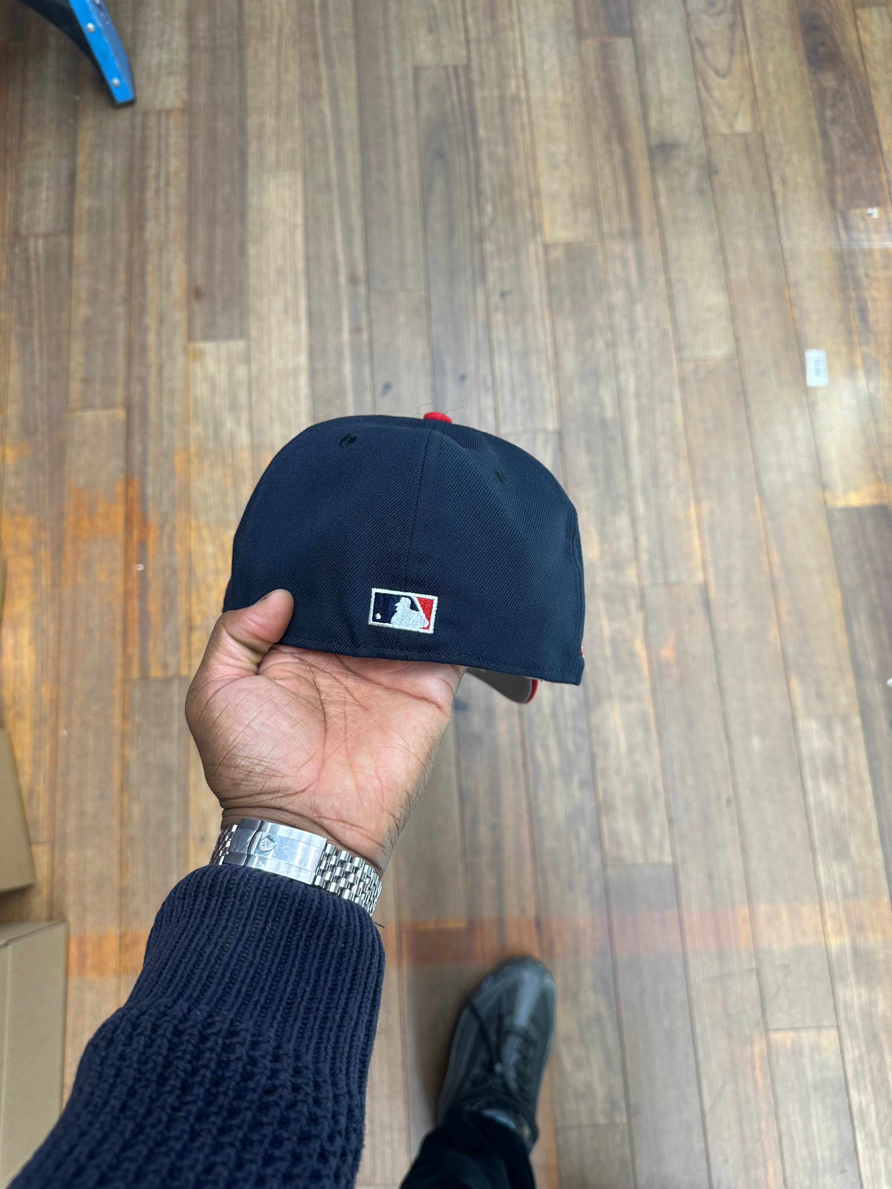 Minnesota Twins Navy Script Twin Cities and Red 40Th