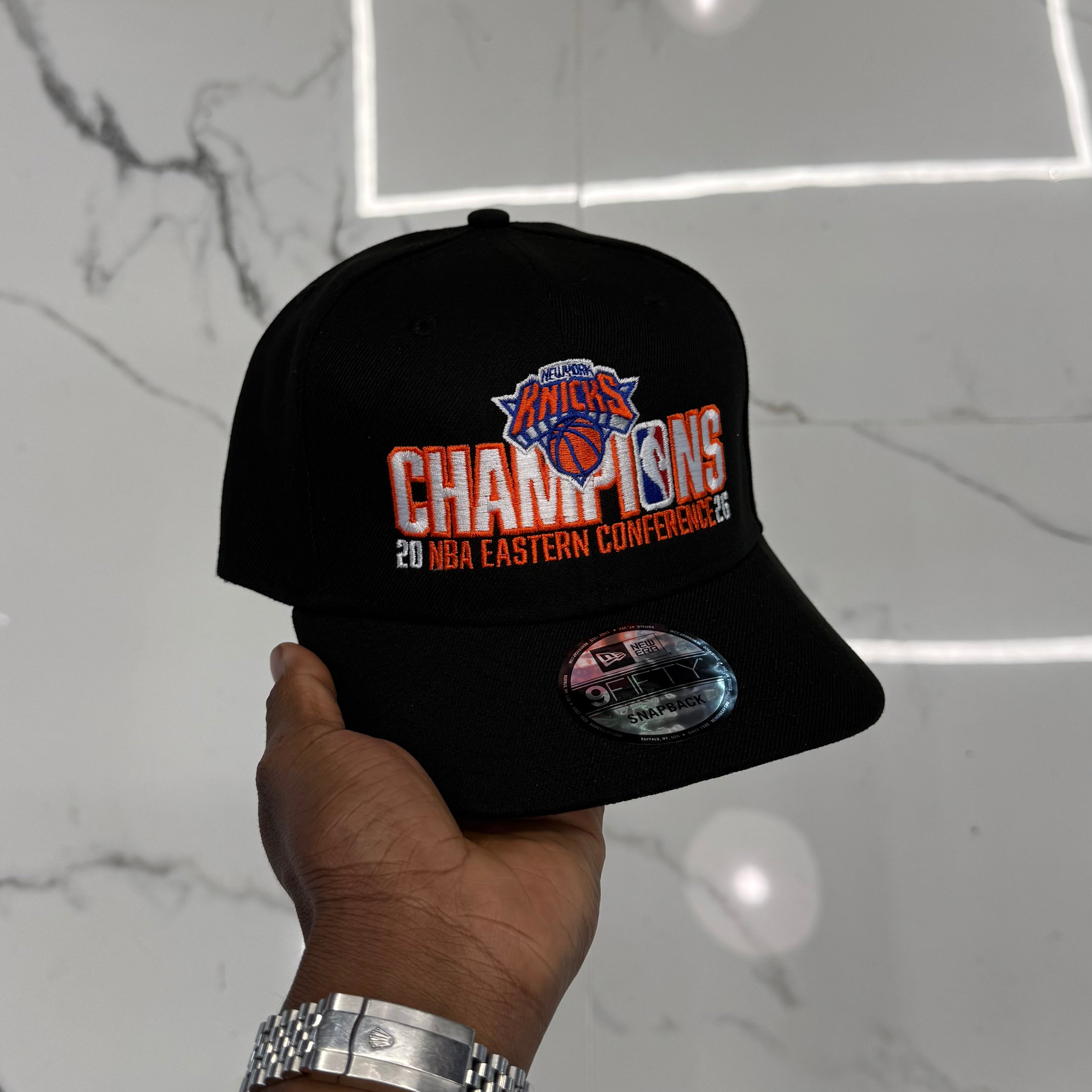 New York Knicks 2026 ECC Black 950 Classic Snap Back
