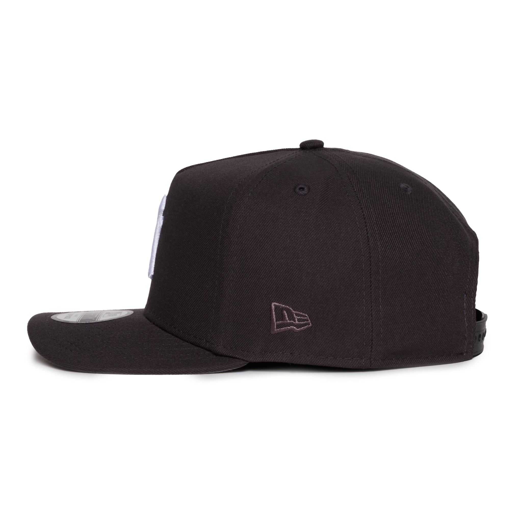 New York Yankees Dark Grey 950 AFrame SWS Patch Snap Back