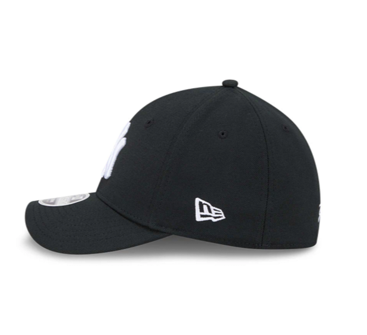 New York Yankees Black w/ White Logo 39THIRTY M-Crown
