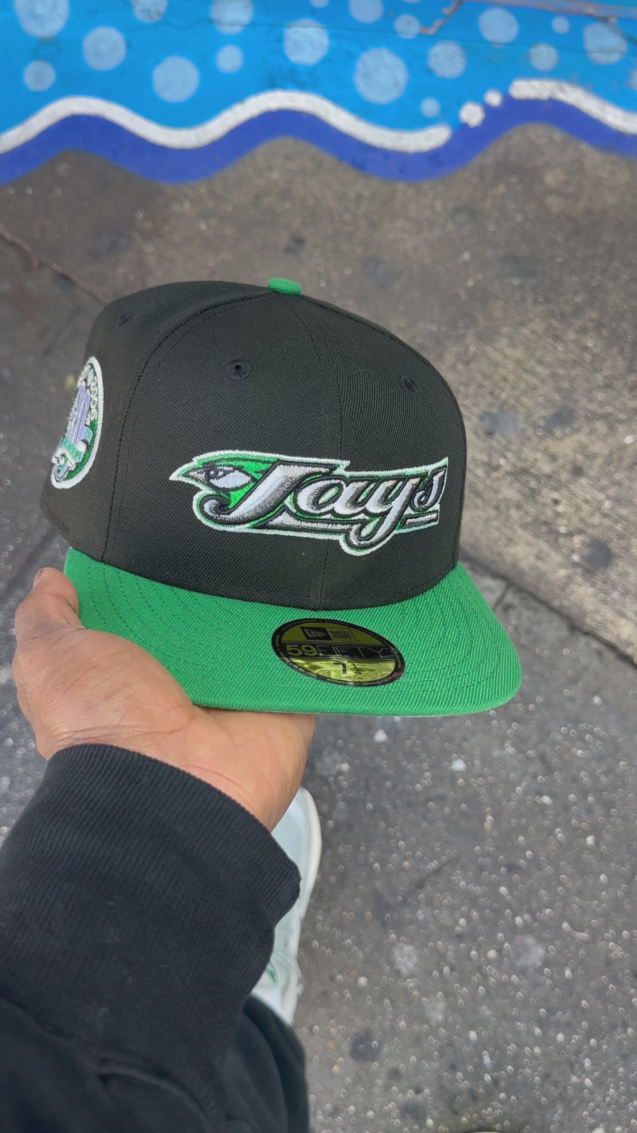 Toronto Blue Jays Black and Green 30Th