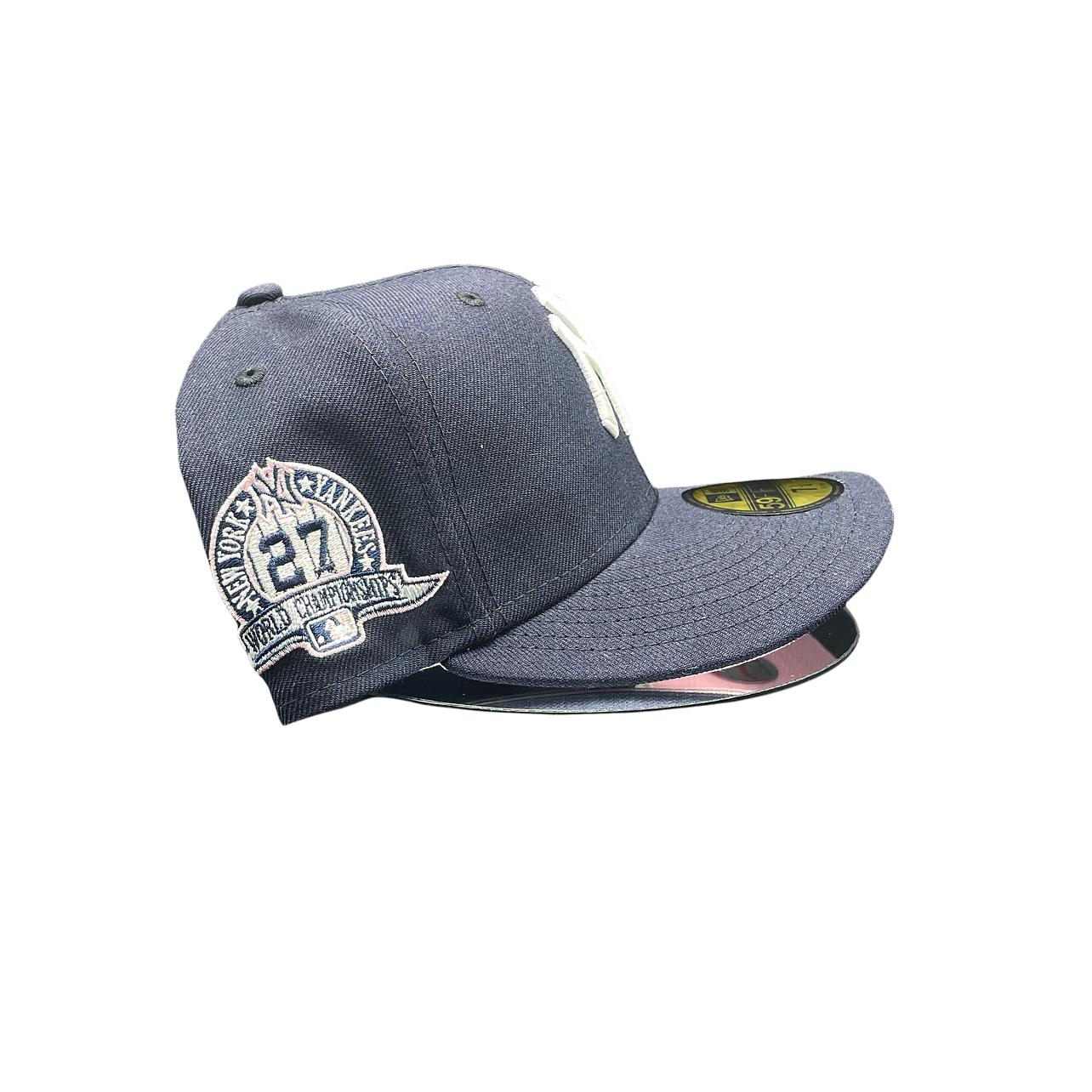 New York Yankees Navy Pink Heart 27X